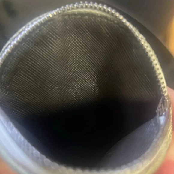 Louis Vuitton mini Lin monogram Conta De Fis coin pouch COA included - Picture 6 of 8